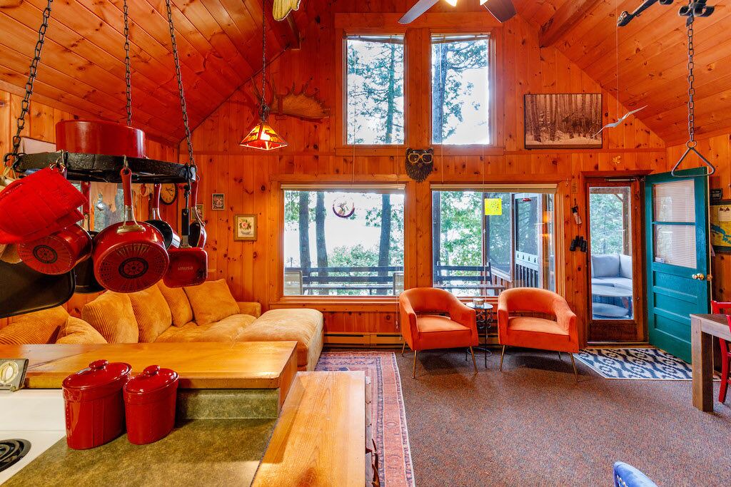 Photo of Livingroom in Grand Marais