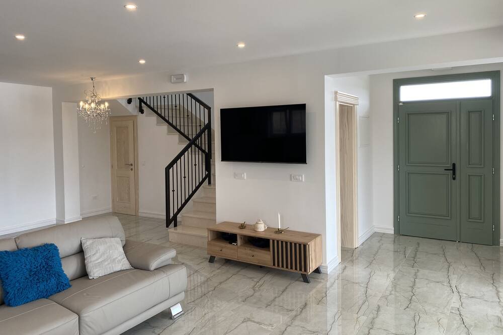 Photo of Livingroom in Veli Rat
