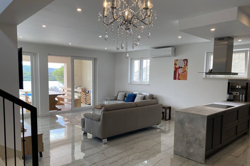 Photo of Livingroom in Veli Rat