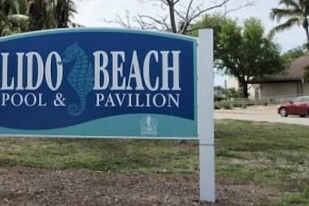 Photo of Outdoor in Park East