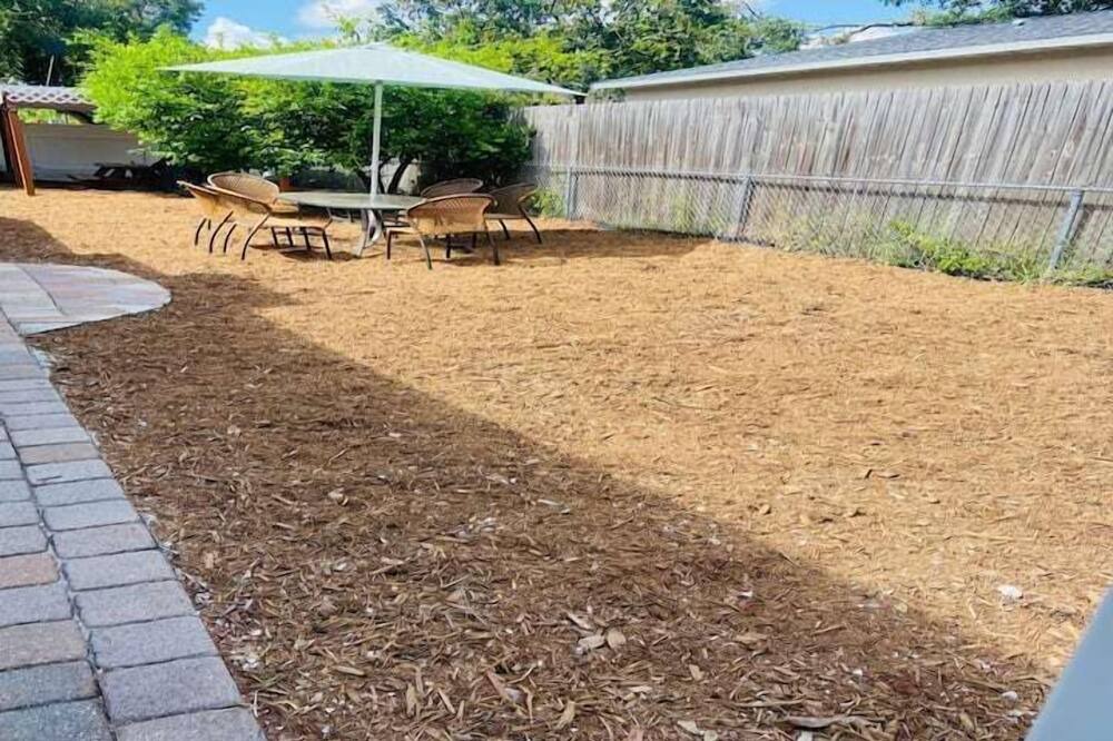 Photo of Others in Park East