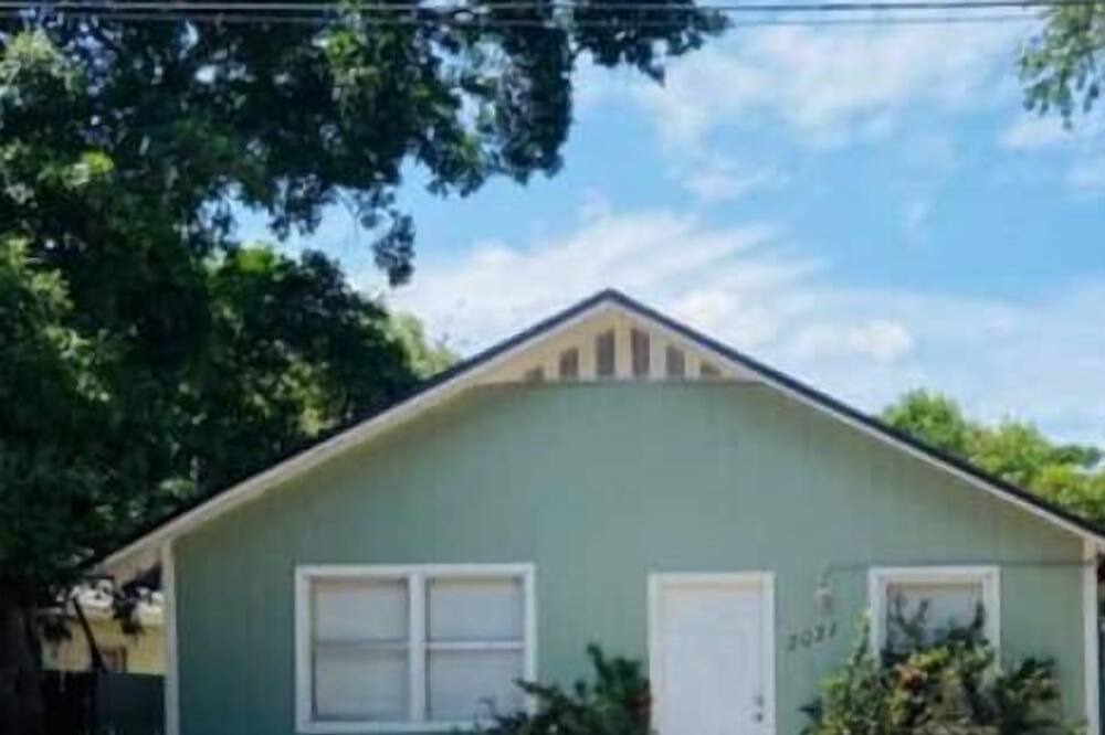 Photo of Outdoor in Park East