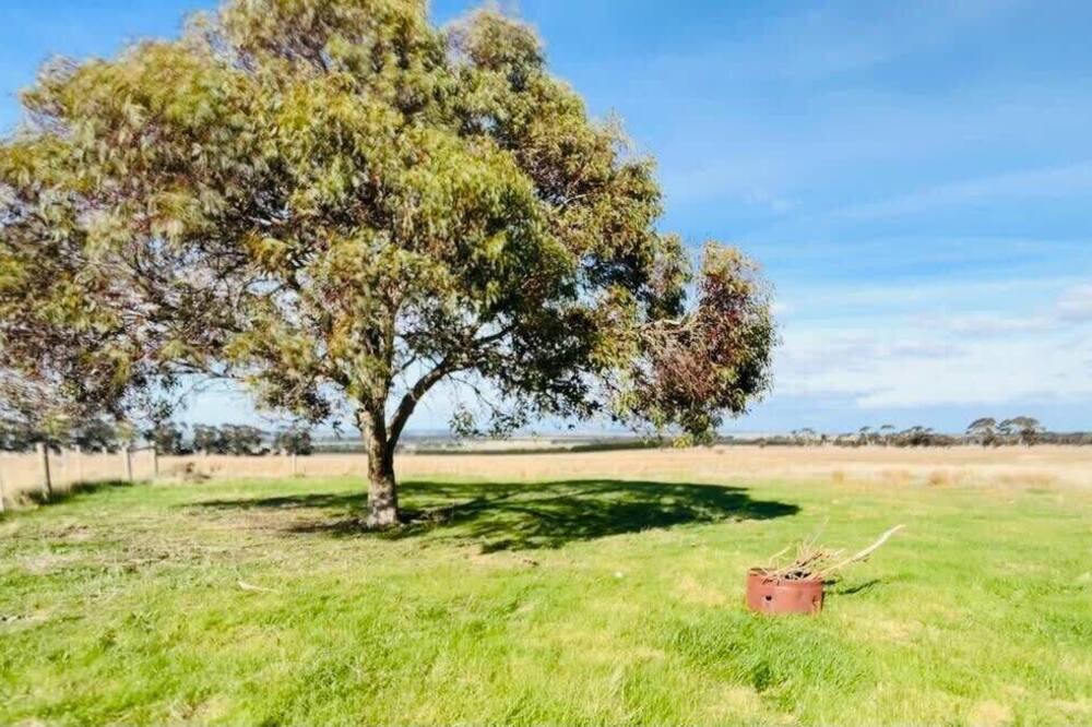 Photo of Outdoor in Clarkefield