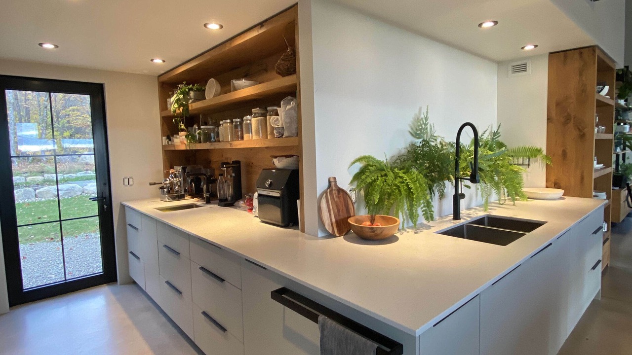 Photo of Kitchen in Val-des-Lacs