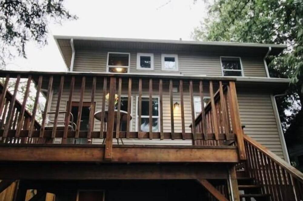 Photo of Others in University District