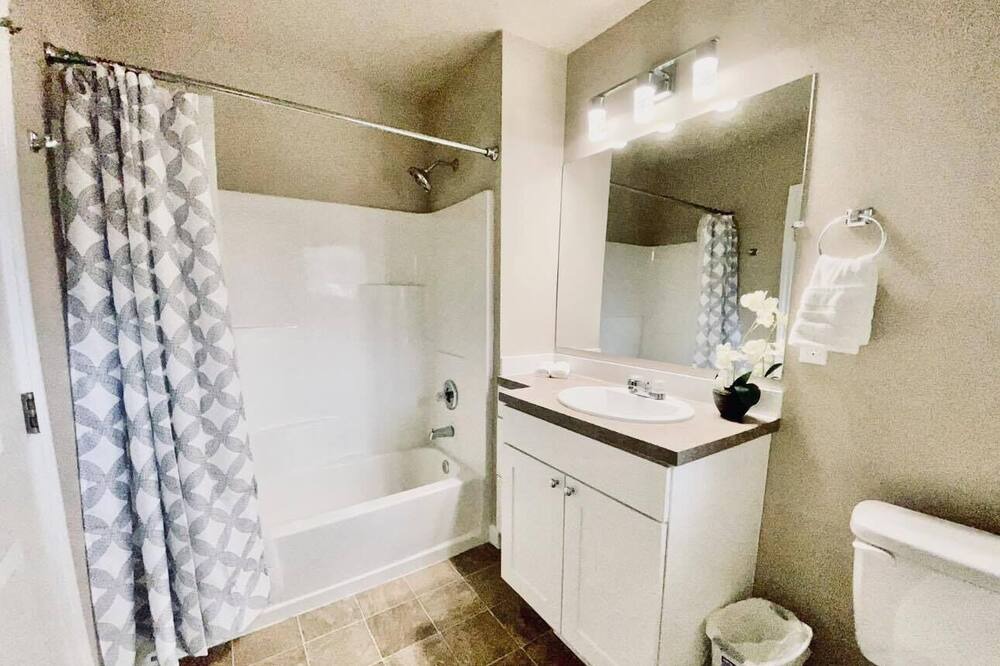 Photo of Others in University District