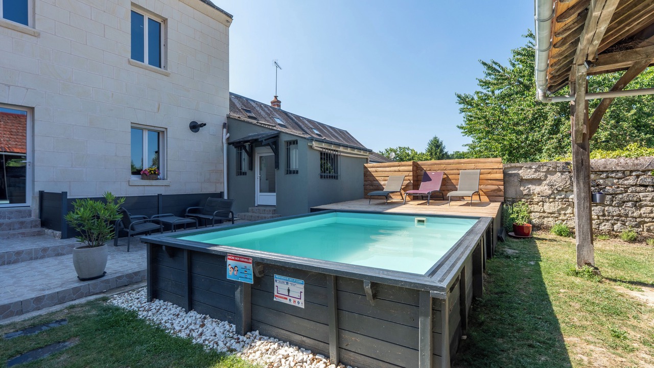 Photo of Outdoor in Neuil