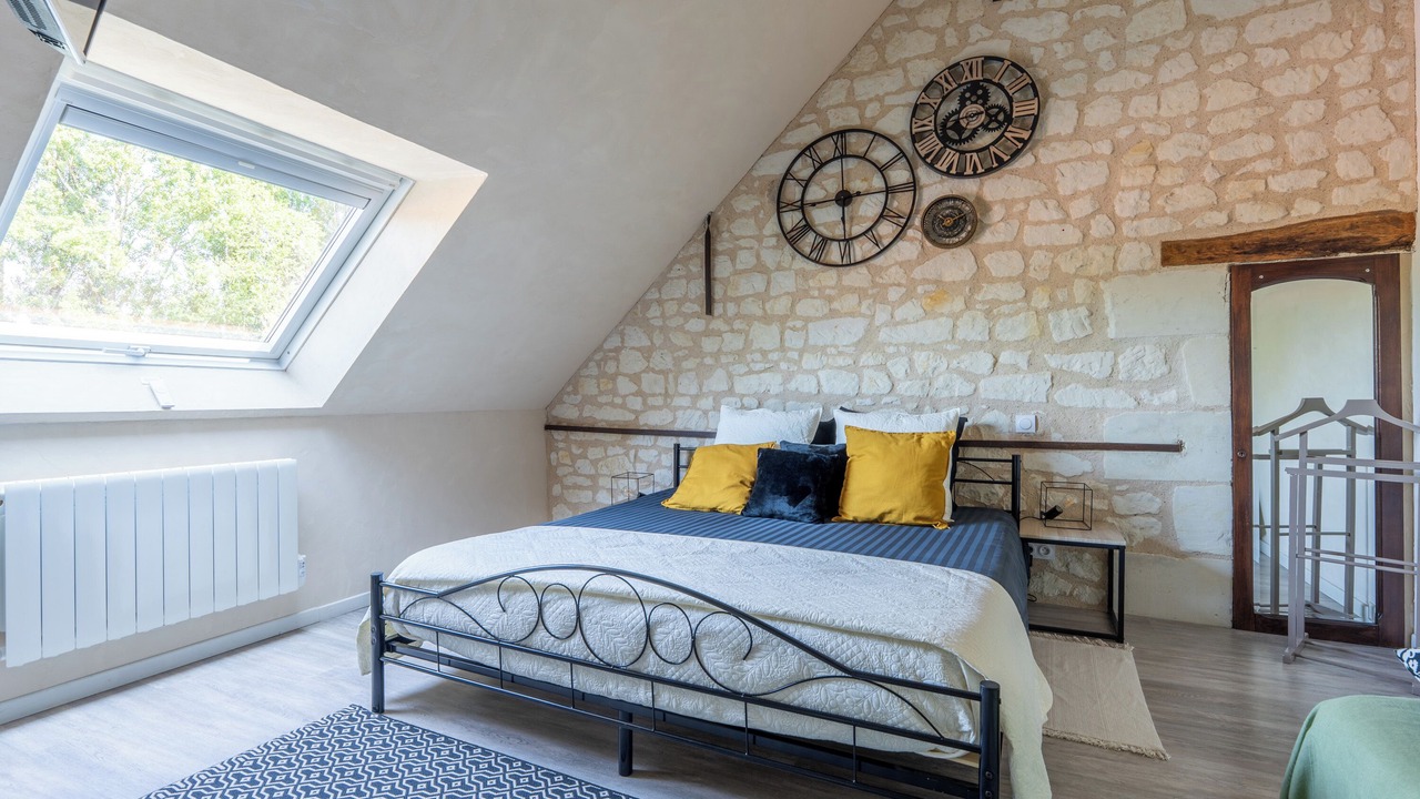 Photo of Bedroom in Neuil