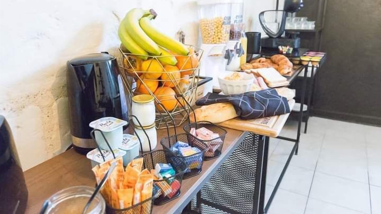 Photo of Others in Neuil