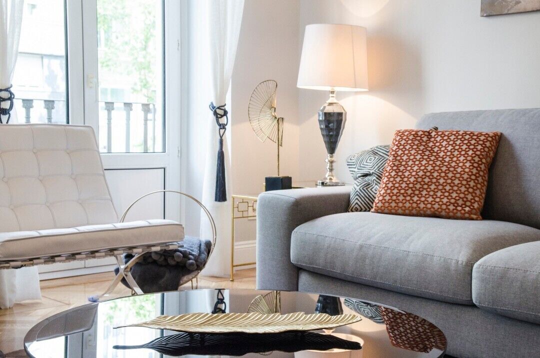Photo of Livingroom in Golden Triangle of Art