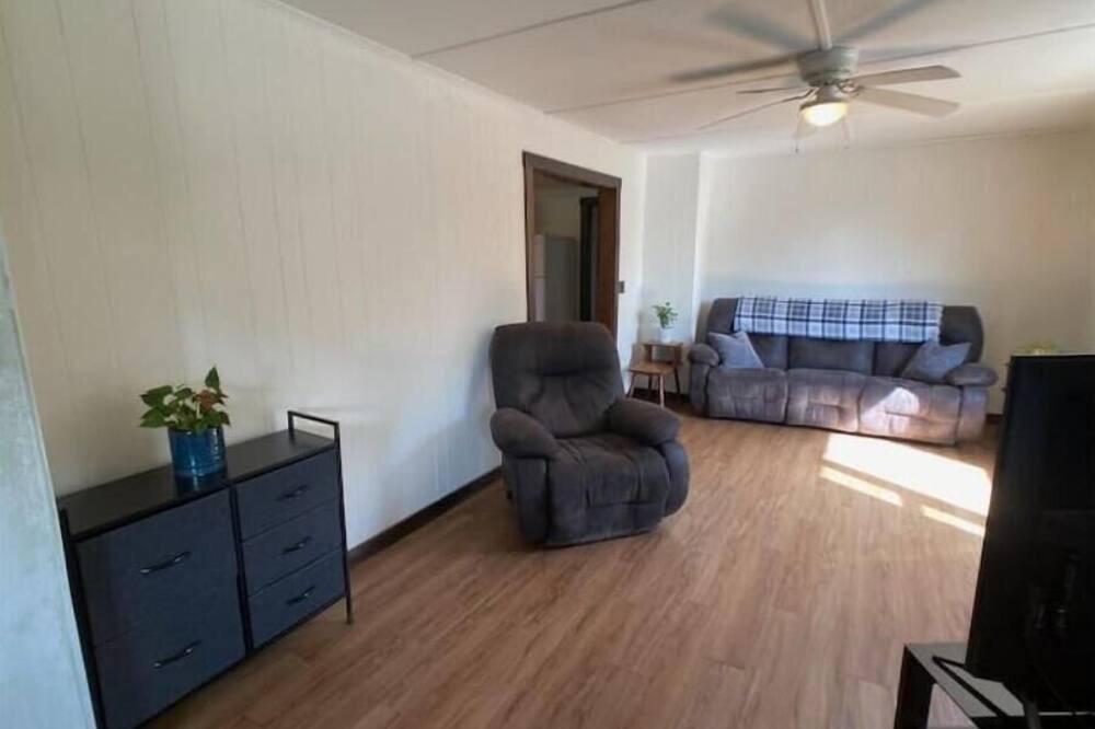 Photo of Livingroom in Portage Lake