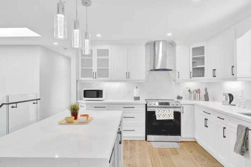 Photo of Kitchen in Caledon