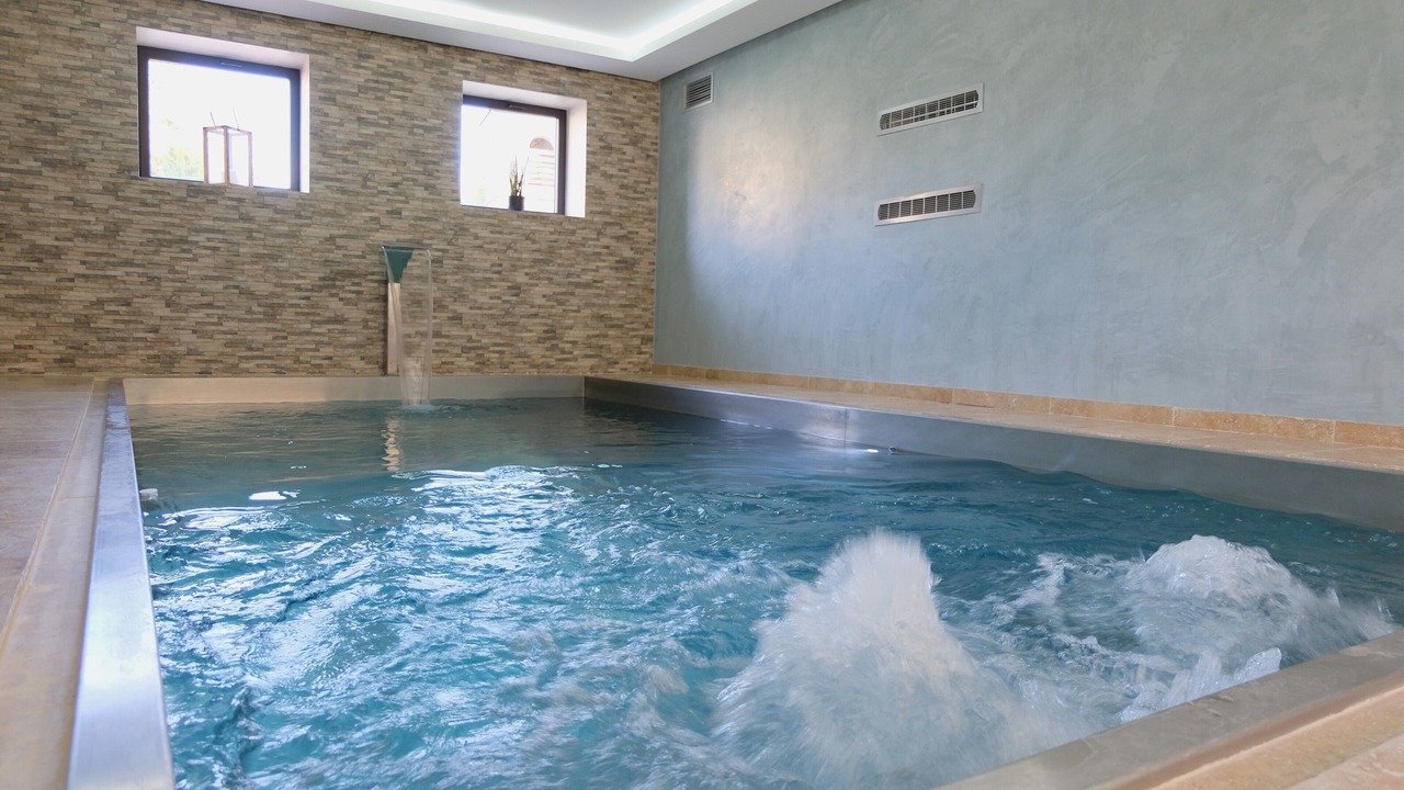 Photo of Others in Maillat