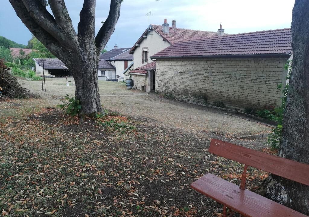 Photo of Outdoor in Maranville