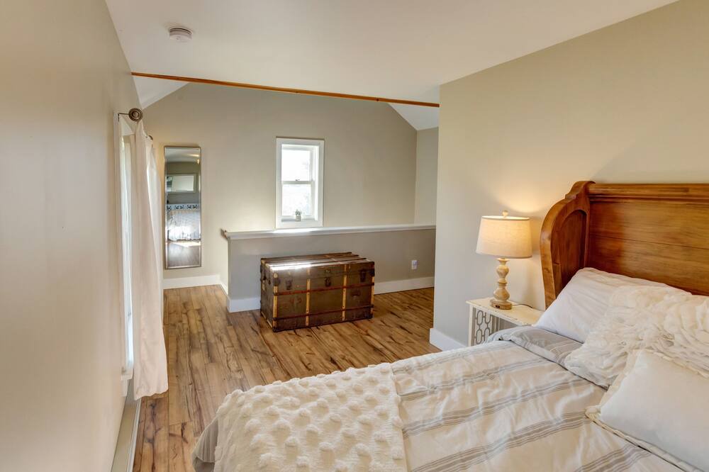 Photo of Bedroom in De Lancey