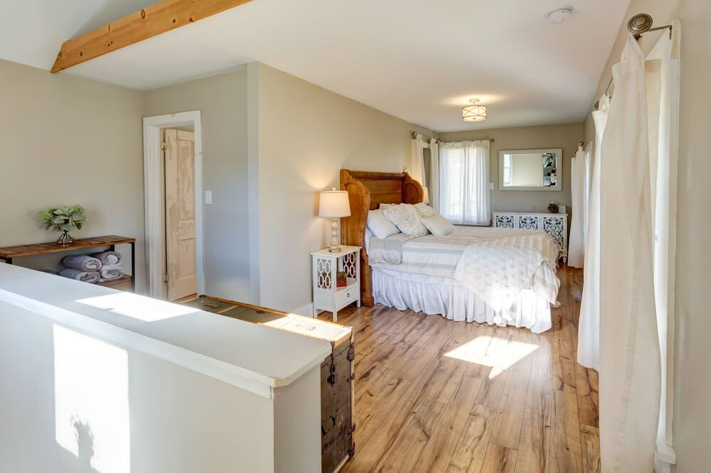 Photo of Bedroom in De Lancey