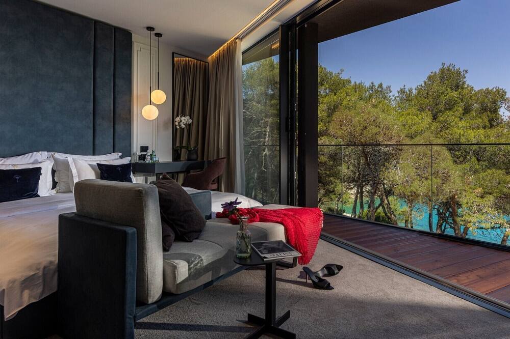 Photo of Bedroom in Cove Murtar