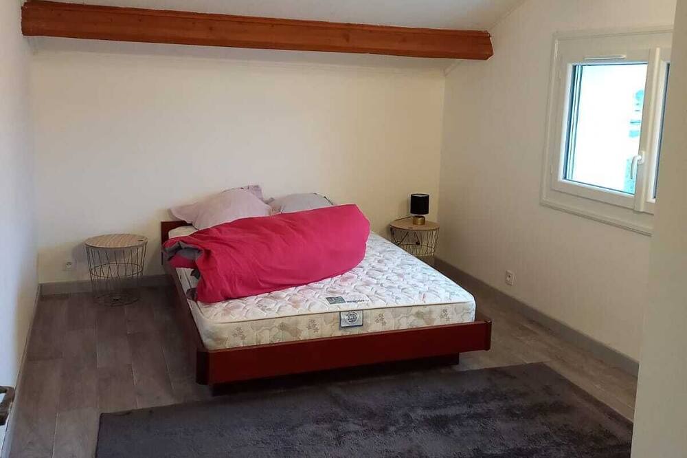 Photo of Bedroom in Le Teil