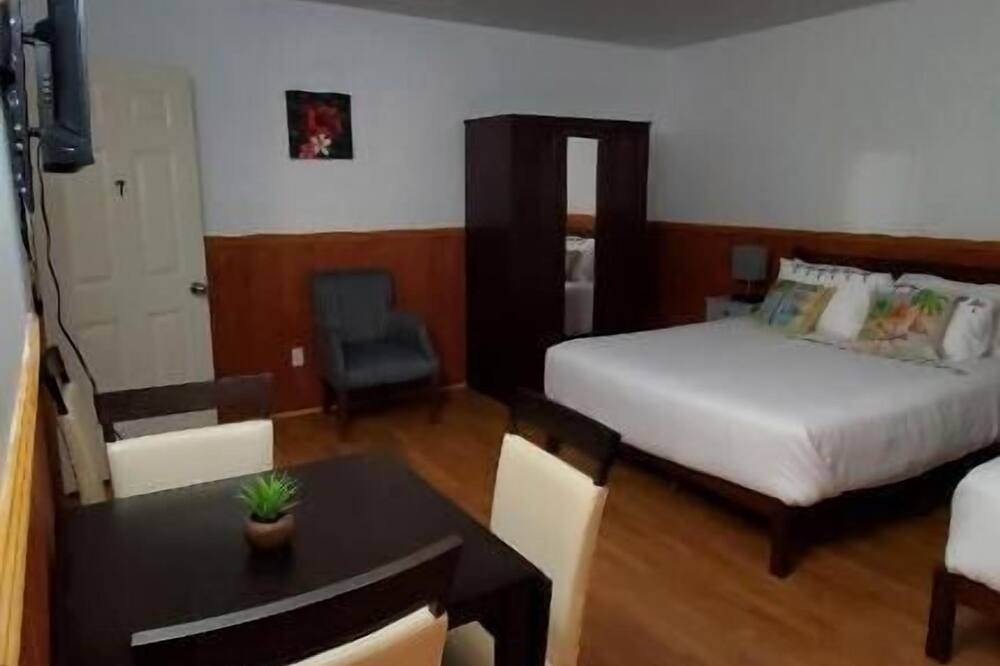 Photo of Bedroom in Saint-Alexandre-de-Kamouraska