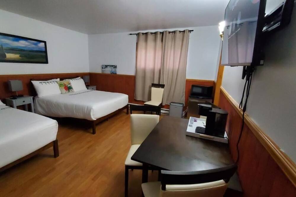 Photo of Bedroom in Saint-Alexandre-de-Kamouraska