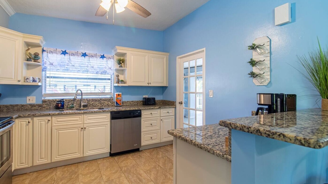 Photo of Kitchen in Anona