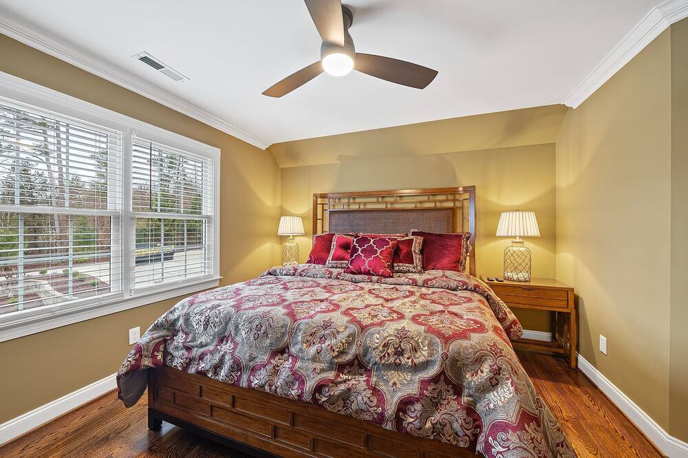 Photo of Bedroom in Semora