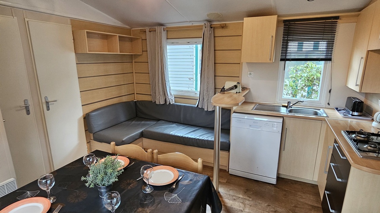 Photo of Kitchen in Saint-Georges-de-Montaigu