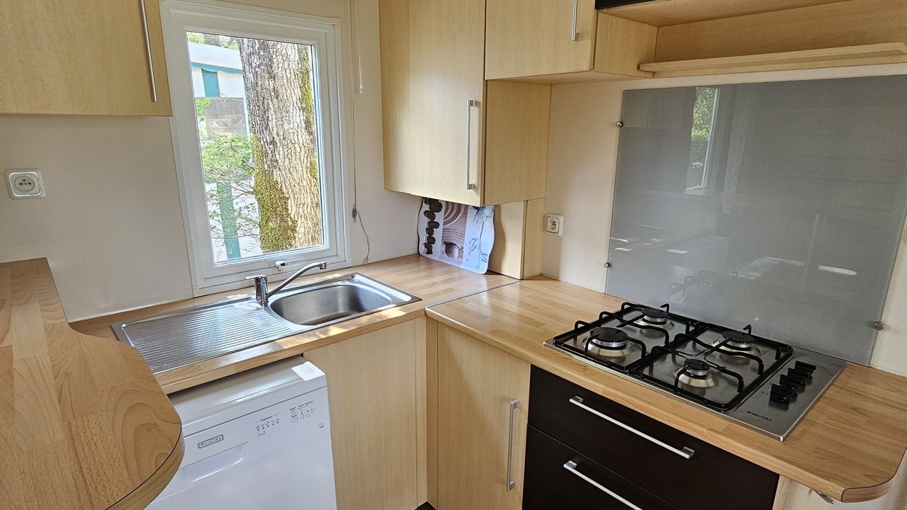 Photo of Kitchen in Saint-Georges-de-Montaigu