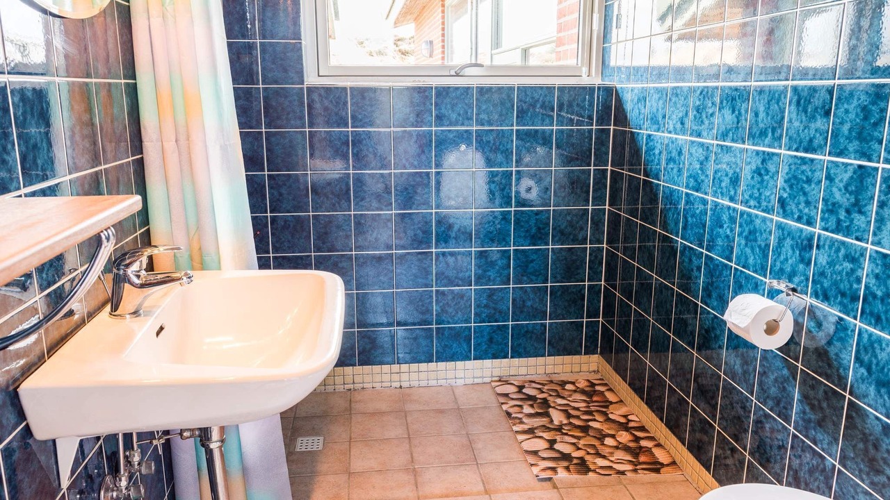 Photo of Bathroom in Henne Strand