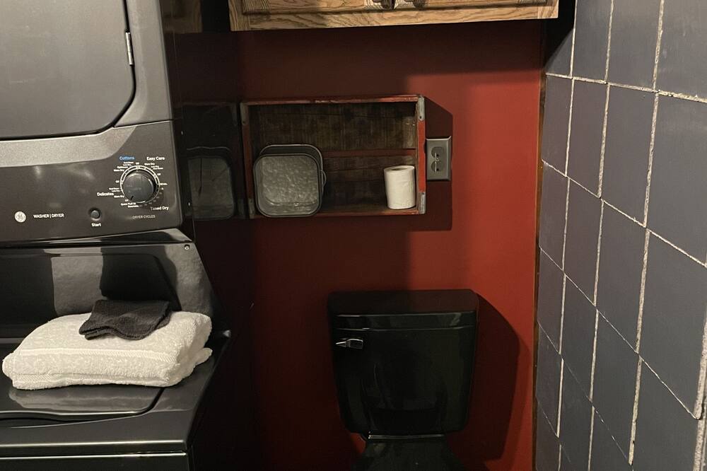 Photo of Bathroom in Leadsville