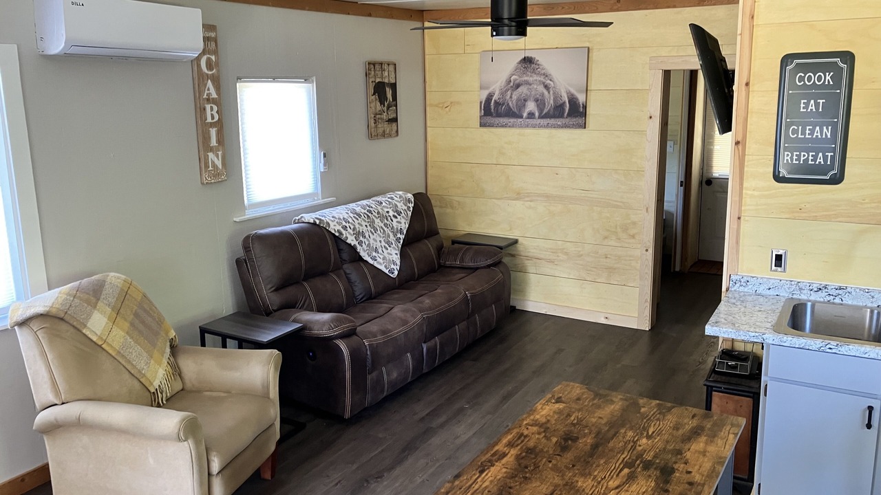 Photo of Livingroom in Enterprise