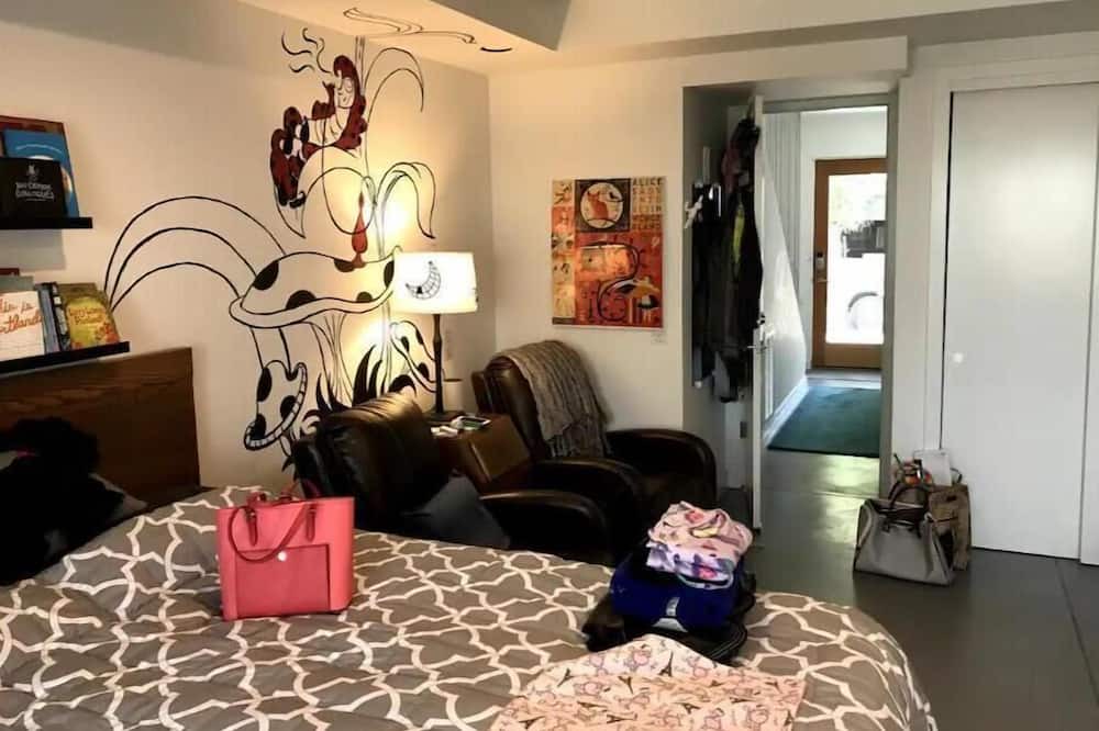 Photo of Others in Buckman Neighborhood