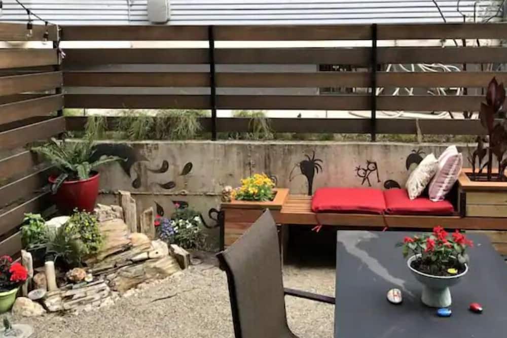 Photo of Others in Buckman Neighborhood