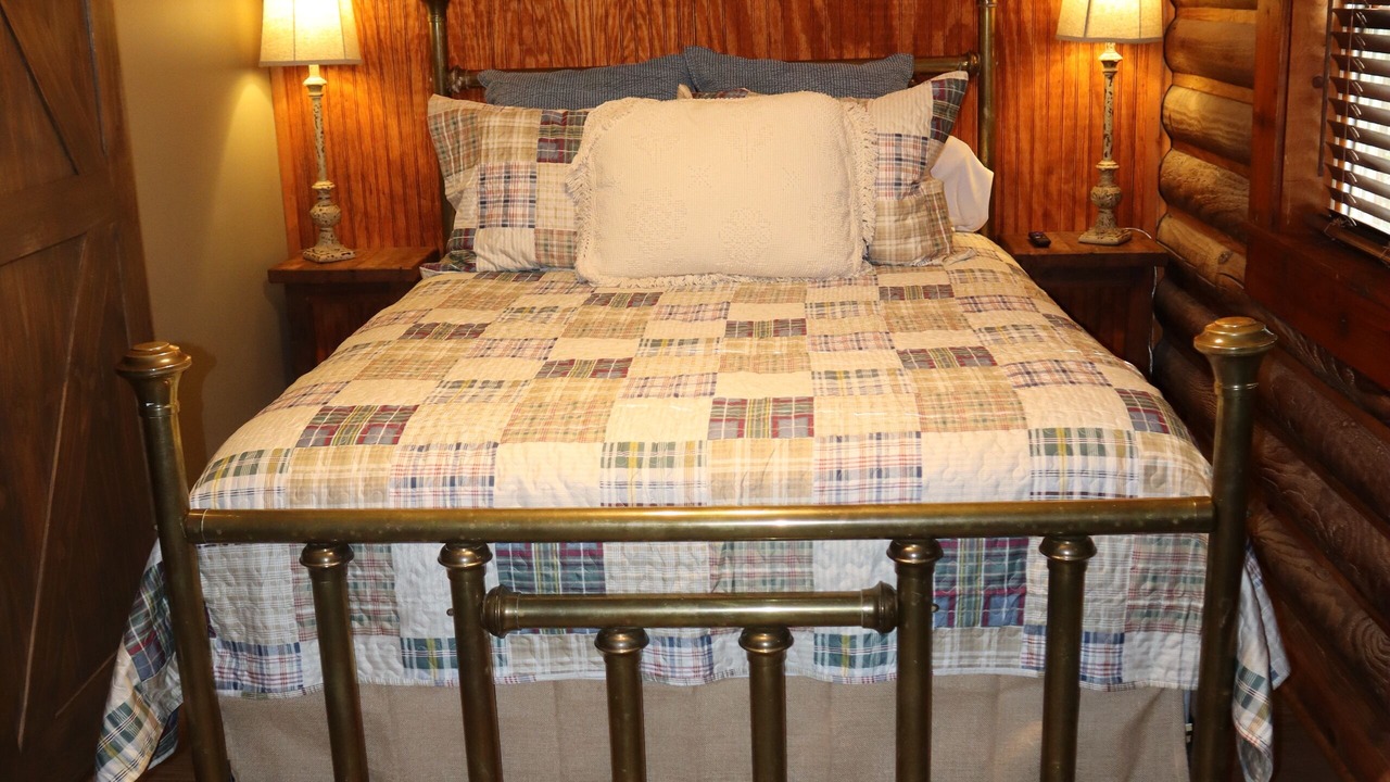 Photo of Others in Calhoun