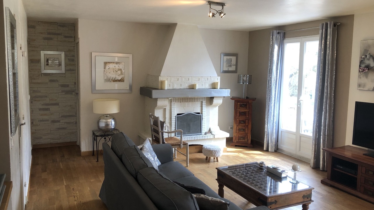 Photo of Livingroom in Puget