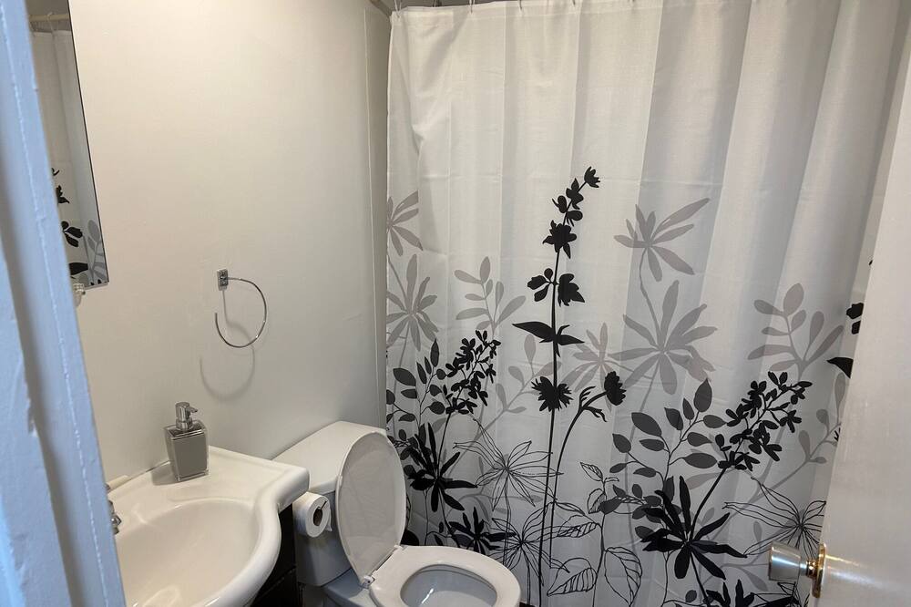 Photo of Bathroom in Stephenville