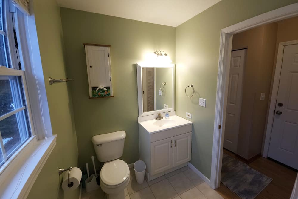 Photo of Bathroom in Solon Mills