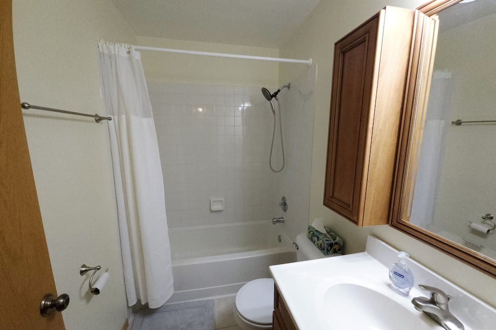 Photo of Bathroom in Solon Mills