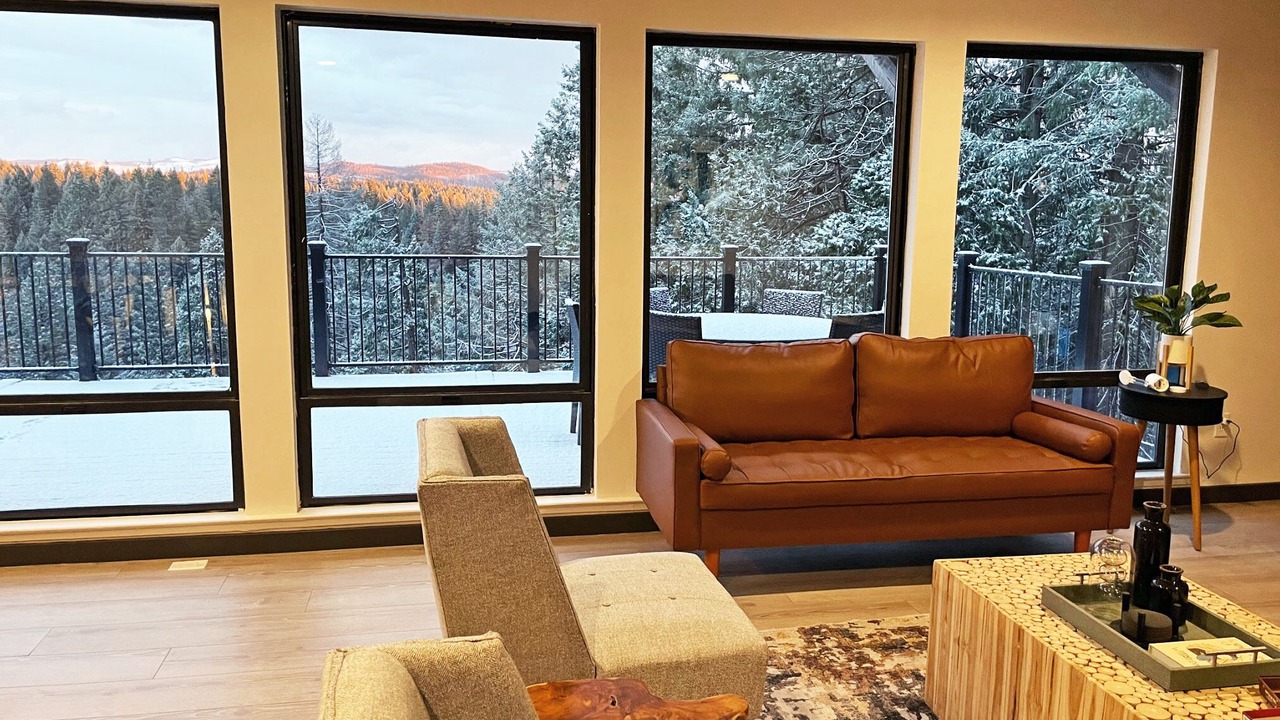 Photo of Livingroom in Pollock Pines