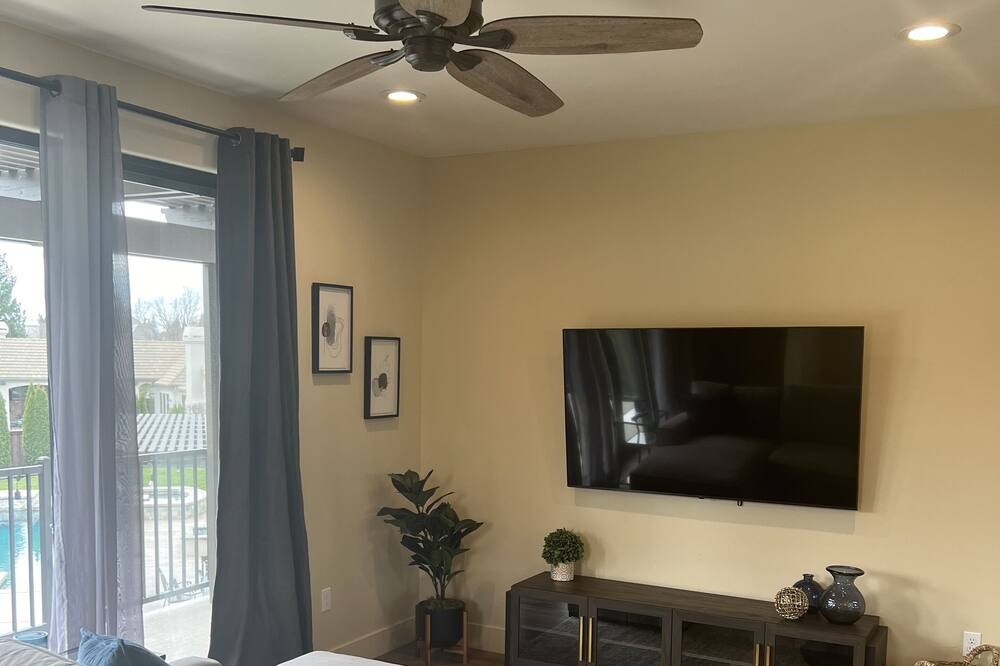 Photo of Livingroom in Granite Bay