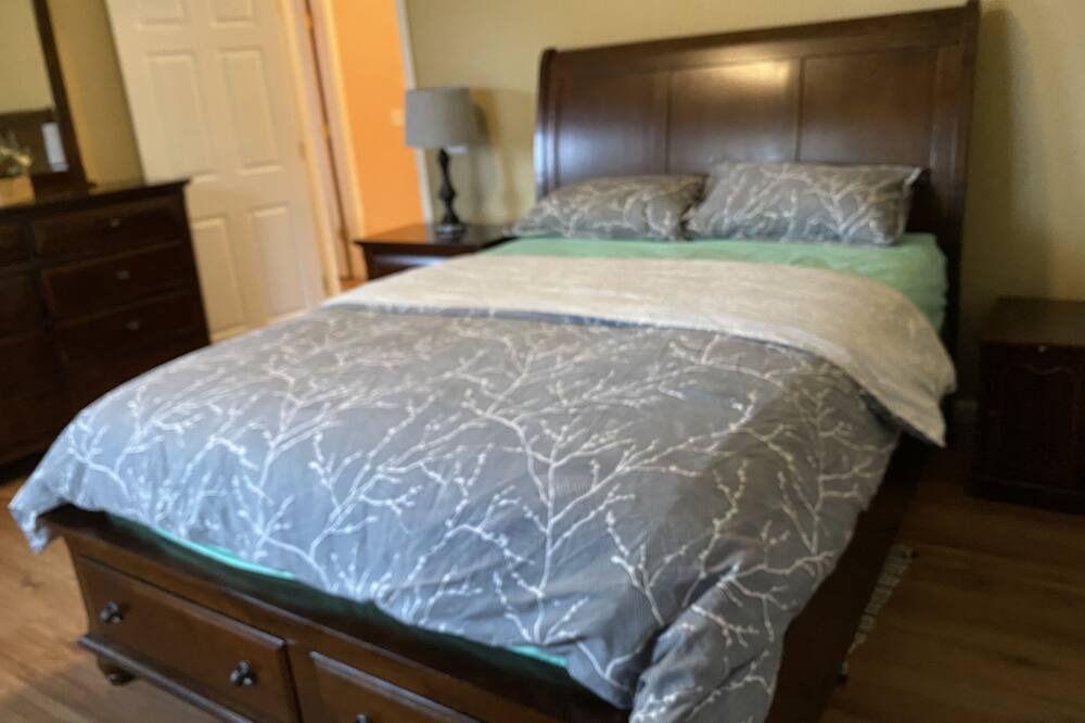 Photo of Bedroom in Elmira