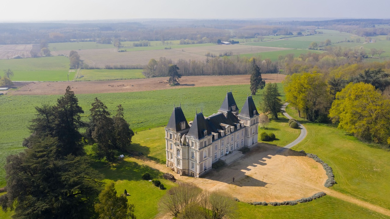 Photo of Outdoor in Tierce