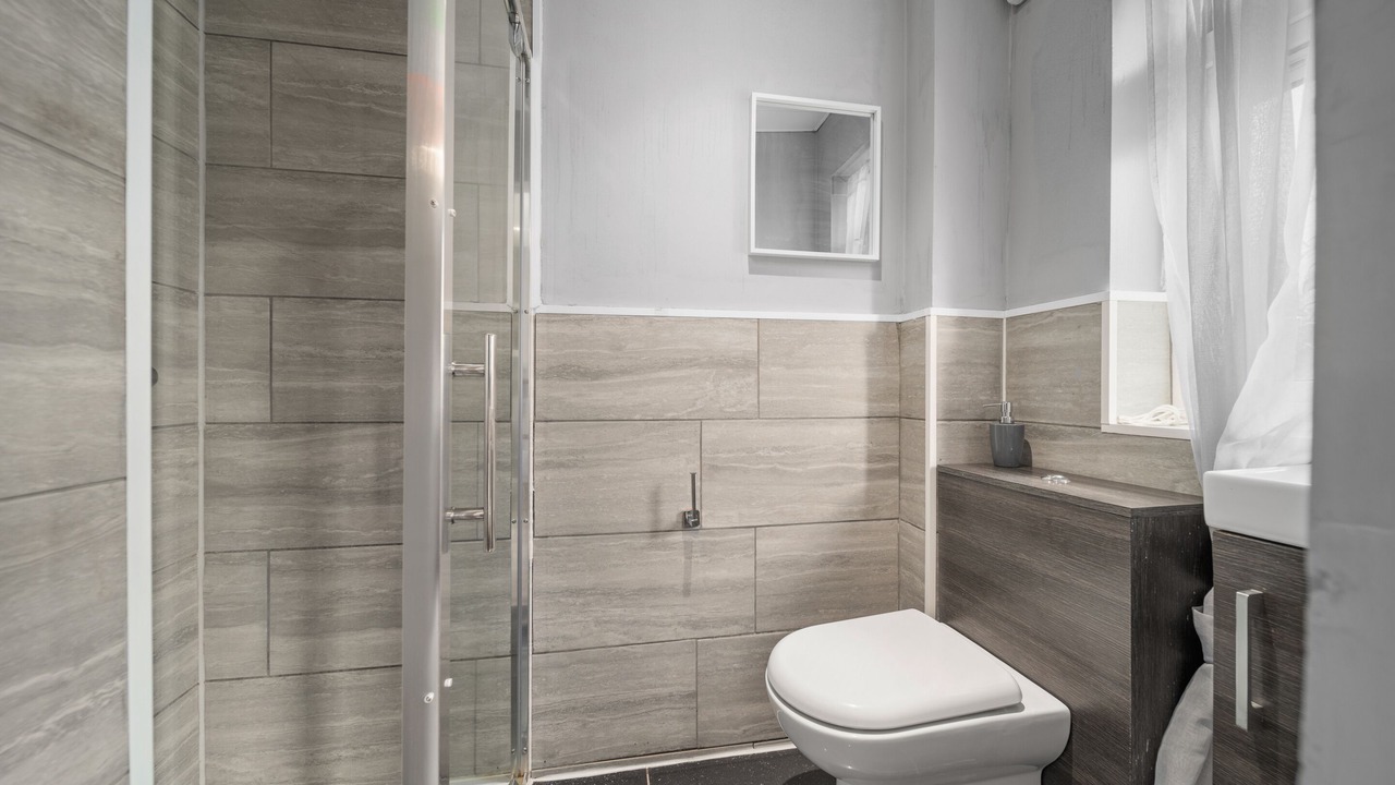 Photo of Bathroom in Rosyth