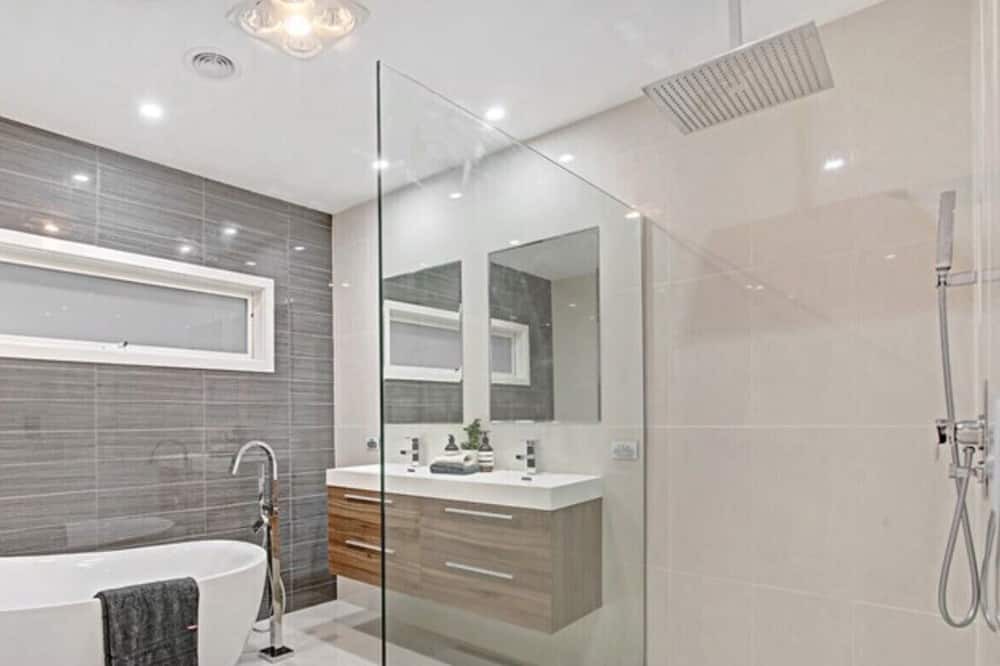 Photo of Bathroom in Warrandyte