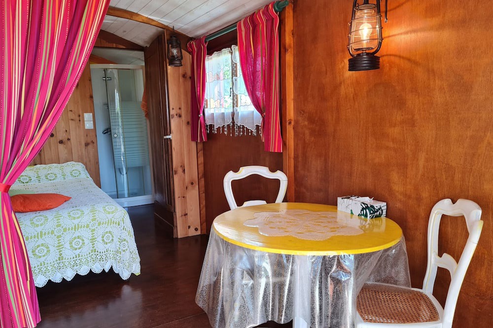 Photo of Others in Bonnee