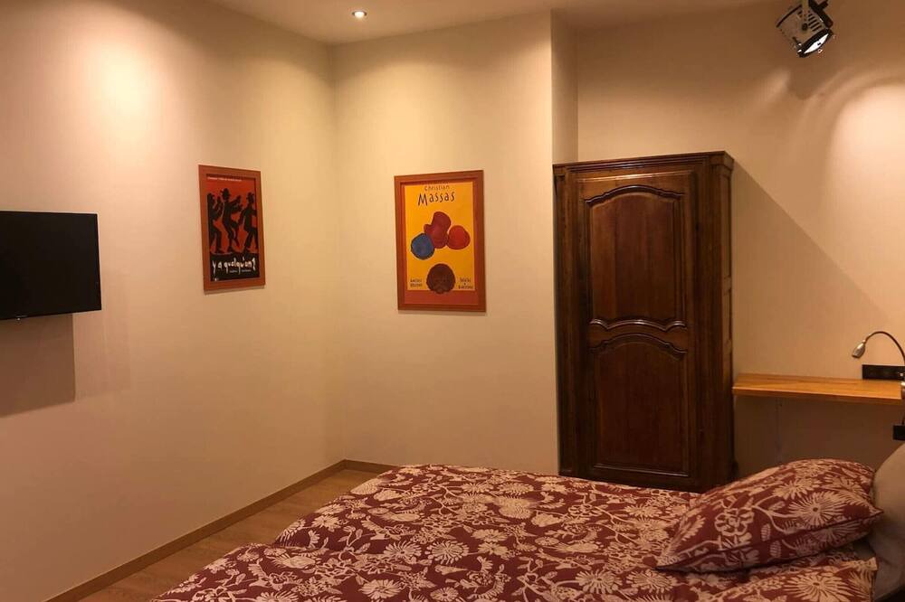 Photo of Bedroom in La Ferte-Saint-Aubin