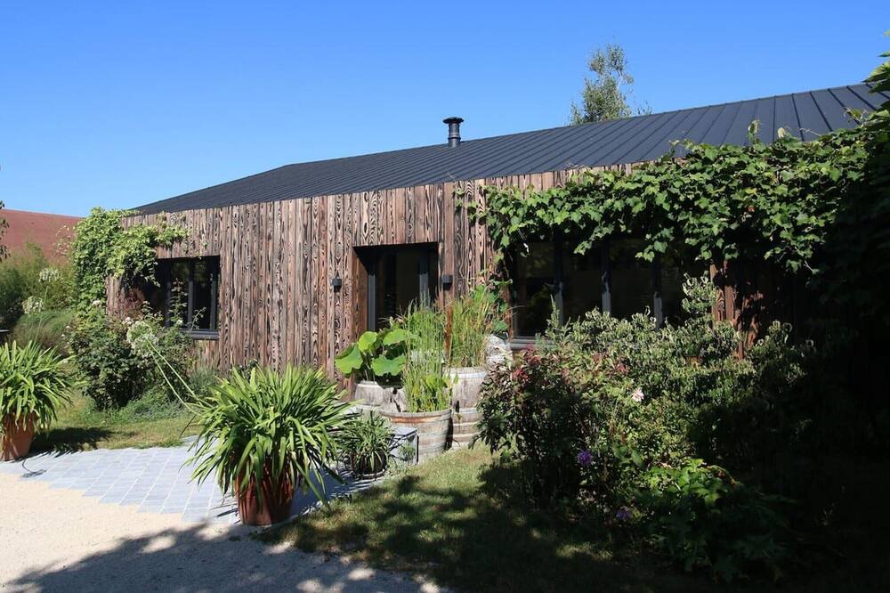 Photo of Outdoor in La Ferte-Saint-Aubin
