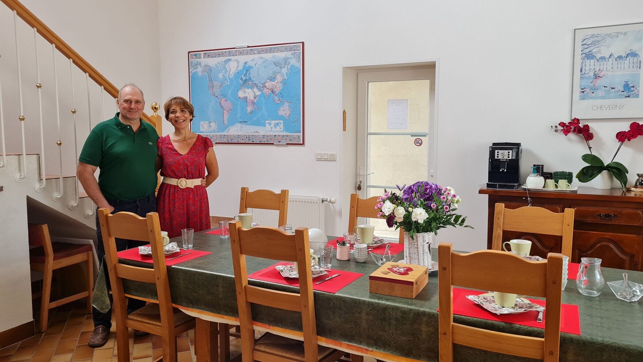 Photo of Others in Cravant