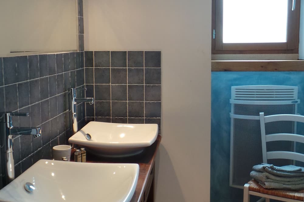 Photo of Bathroom in Fougerolles