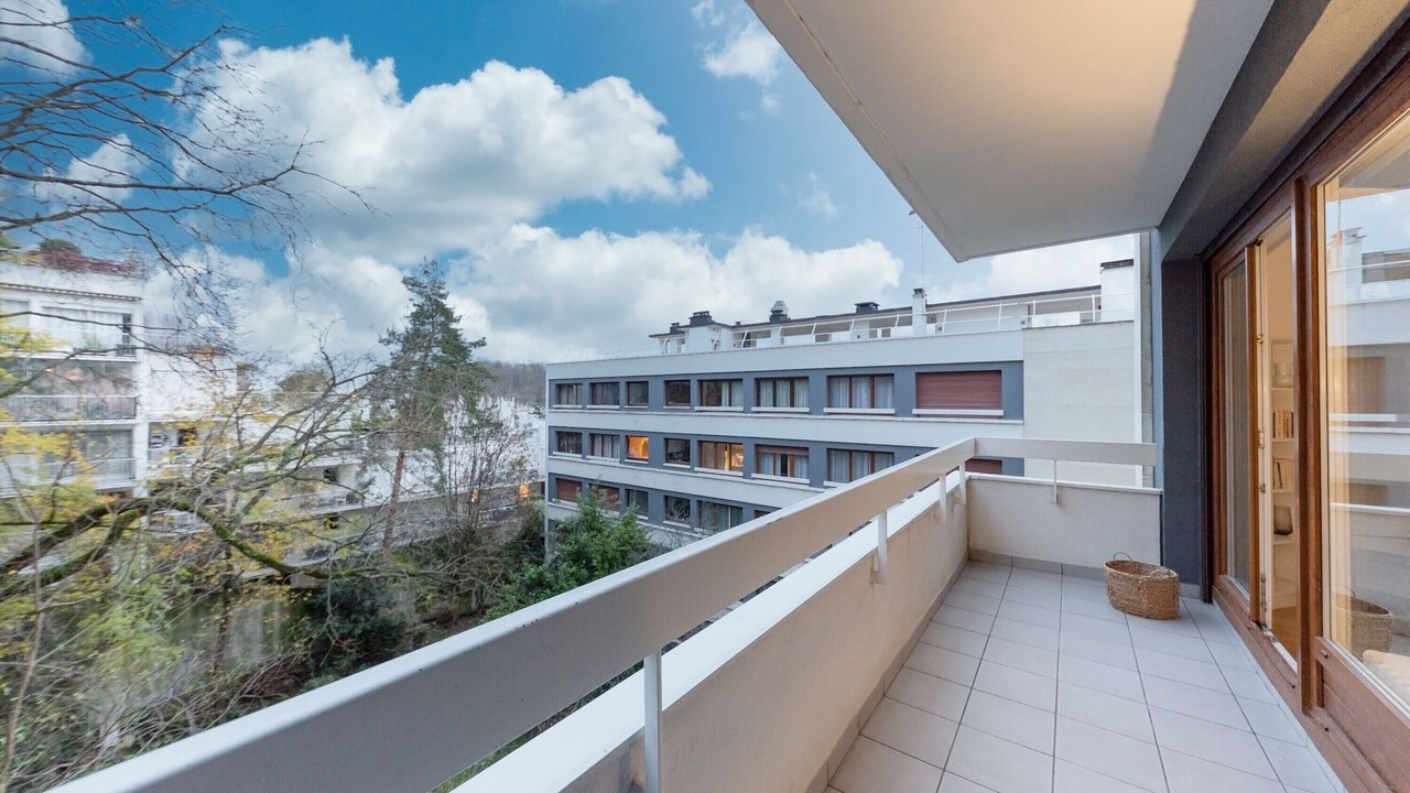 Photo of Outdoor in Sevres